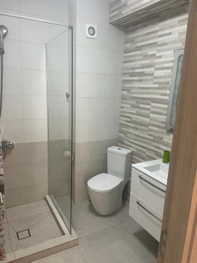 Ini Apartment Alezzi Navodari Bagian luar foto