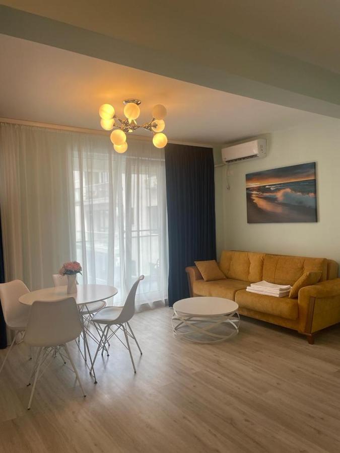 Ini Apartment Alezzi Navodari Bagian luar foto