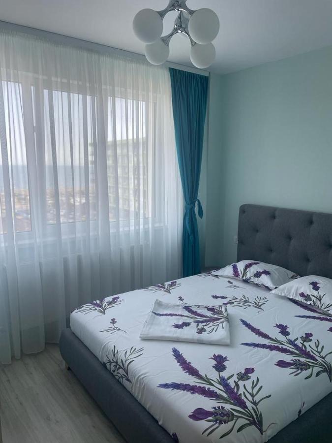 Ini Apartment Alezzi Navodari Bagian luar foto