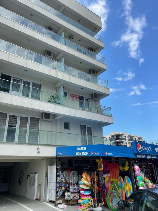 Ini Apartment Alezzi Navodari Bagian luar foto